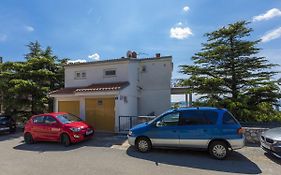 Apartments Maro